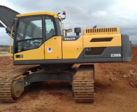 Excavator Volvo EC 300 DL 2018